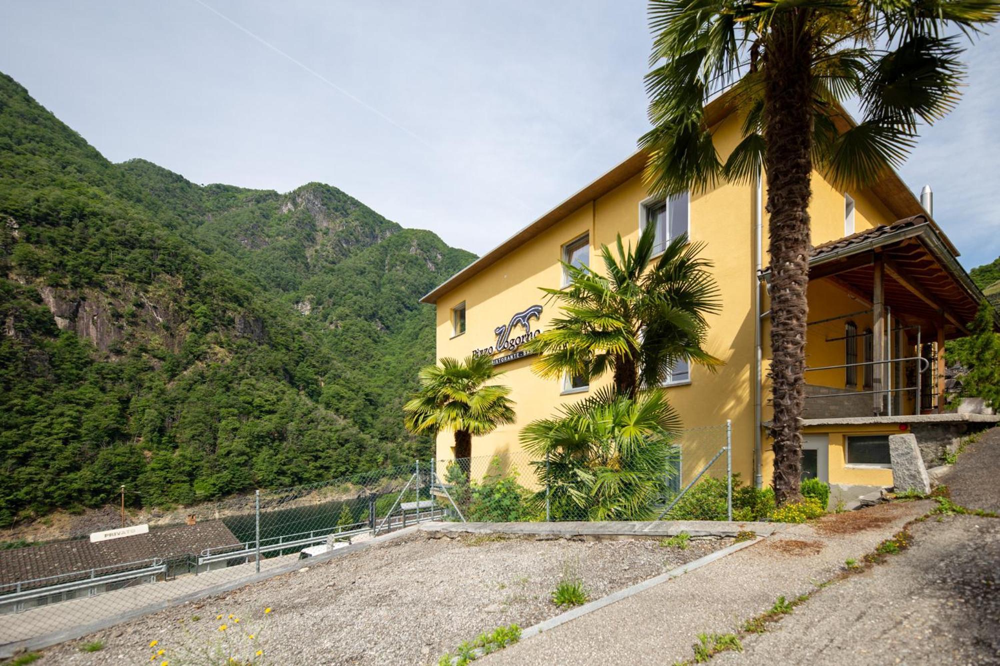 Pizzo Hotel 2*